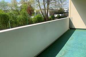 Modern sanierte 4-Zimmer-Wohnung mit Balkon – Kapitalanlage mit solider Vermietung oder Eigennutzer – Die vollständige Adresse der Immobilie erhältst du vom Anbieter., 86154 Oberhausen-Nord, Augsburg – Vorschaubild 2