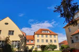 Penthouse-Gefühl in Hellerau: Einzigartige DG-Wohnung m. Fernblick, Loggia & Carport & EBK prov.frei – Die vollständige Adresse der Immobilie erhältst du vom Anbieter., 1109 Hellerau/Wilschdorf, Dresden – Vorschaubild 7
