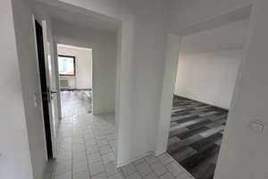 Sofort Bezugfrei ! Modernisierte 3,5-Zimmer Wohnung mit Balkon und Stellplatz – Wiesen Str. 28, 76228 Grünwettersbach, Karlsruhe – Vorschaubild 11