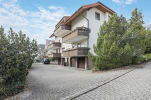 Seltene Gelegenheit! 
Stilvolle 3,5-Zimmer-DG-Wohnung mit Kamin und Garage und toller Aussicht! – Die vollständige Adresse der Immobilie erhältst du vom Anbieter., 75173 Dillweißenstein, Pforzheim – Vorschaubild 3
