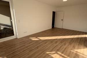 Einziehen und wohlfühlen – frisch modernisierte Ruheoase mit Balkon, Aufzug und TG-Stellplatz – Arthur-Bretschneider-Straße 16, 9113 Schloßchemnitz, Chemnitz – Vorschaubild 16