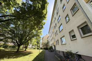 Renditestarke 3 Zimmer-Wohnung mit Balkon in einer sehr guten Lage zu verkaufen – Die vollständige Adresse der Immobilie erhältst du vom Anbieter., 60528 Niederrad, Frankfurt am Main – Vorschaubild 1