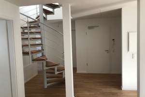 Maisonettewohnung im Zweitbezug mit zwei Balkonen und zwei Bädern! – Albert-Schmidt-Straße 10, 6110 Südliche Innenstadt, Halle (Saale) – Vorschaubild 7
