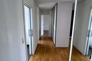 Großzügige 3-Zimmer-Wohnung mit zwei sonnigen Dachterrassen und Weitblick – 93051 Kumpfmühl-Ziegetsdorf-Neuprüll, Regensburg – Vorschaubild 3