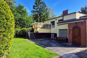 SOLIDER ALTBAU-EINFAMILIENHAUS – RUDOW - BLUMENVIERTEL-BEZUGSFREI-PROVISIONSFREI – Die vollständige Adresse der Immobilie erhältst du vom Anbieter., 12357 Rudow, Berlin – Vorschaubild 2