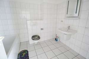 Zwei Ebenen, viele Möglichkeiten – Maisonette mit Entwicklungschance in Mönchengladbach-Holt – Die vollständige Adresse der Immobilie erhältst du vom Anbieter., 41069 Holt, Mönchengladbach – Vorschaubild 10