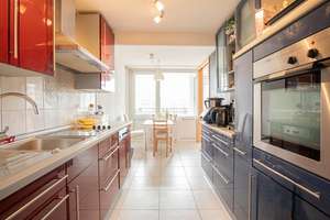 Bezugsfreie 3-Zimmer-Wohnung mit zwei Balkonen in FR-Zähringen – 79108 Zähringen, Freiburg im Breisgau – Vorschaubild 2