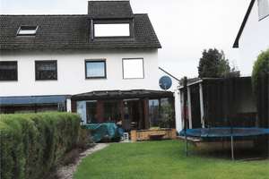Ihr neues Zuhause | Attraktive Doppelhaushälfte in Essen zur Zwangsversteigerung – Die vollständige Adresse der Immobilie erhältst du vom Anbieter., 45356 Bochold, Essen – Vorschaubild 2