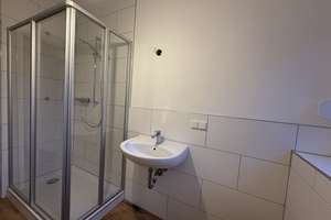 Komplett sanierte 3 Zimmer Wohnung in Salzgitter-Lebenstedt mit 1,20m Dusche und 63 m² Wohnfläche – Goethestrasse 12, 38226 Lebenstedt, Salzgitter – Vorschaubild 4