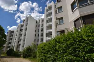 Großhadern - helle sanierte 3 Zimmer Wohnung mit Balkon – Die vollständige Adresse der Immobilie erhältst du vom Anbieter., 81375 Neuhadern, München – Vorschaubild 1