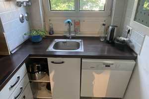 Modernisierte 2-Zimmer-Wohnung mit Balkon und Einbauküche in München – München – Vorschaubild 5