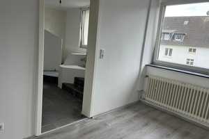 Ansprechende 4-Zimmer-DG-Wohnung in Gelsenkirchen – Augustastraße 34, 45888 Gelsenkirchen – Vorschaubild 2