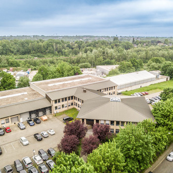 NUR ÜBER RUHR REAL: helle Büros mit moderner Ausstattung | direkt an der A40 | flexible Gestaltung