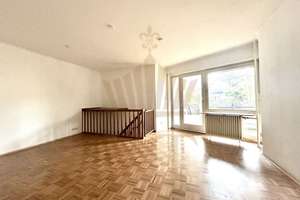 Attraktive 5 Zimmer Wohnung mit Potential | Süd-Ost Balkon | B-Lankwitz – Die vollständige Adresse der Immobilie erhältst du vom Anbieter., 12247 Lankwitz, Berlin – Vorschaubild 2