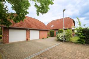 In idyllischer Feldrandlage! Gepflegtes Zweifamilienhaus mit schönem Garten in Hillerse. – Die vollständige Adresse der Immobilie erhältst du vom Anbieter., 38543 Hillerse – Vorschaubild 3