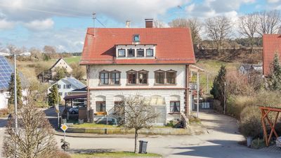 Große 3,5-Zimmer Wohnung mit Garten