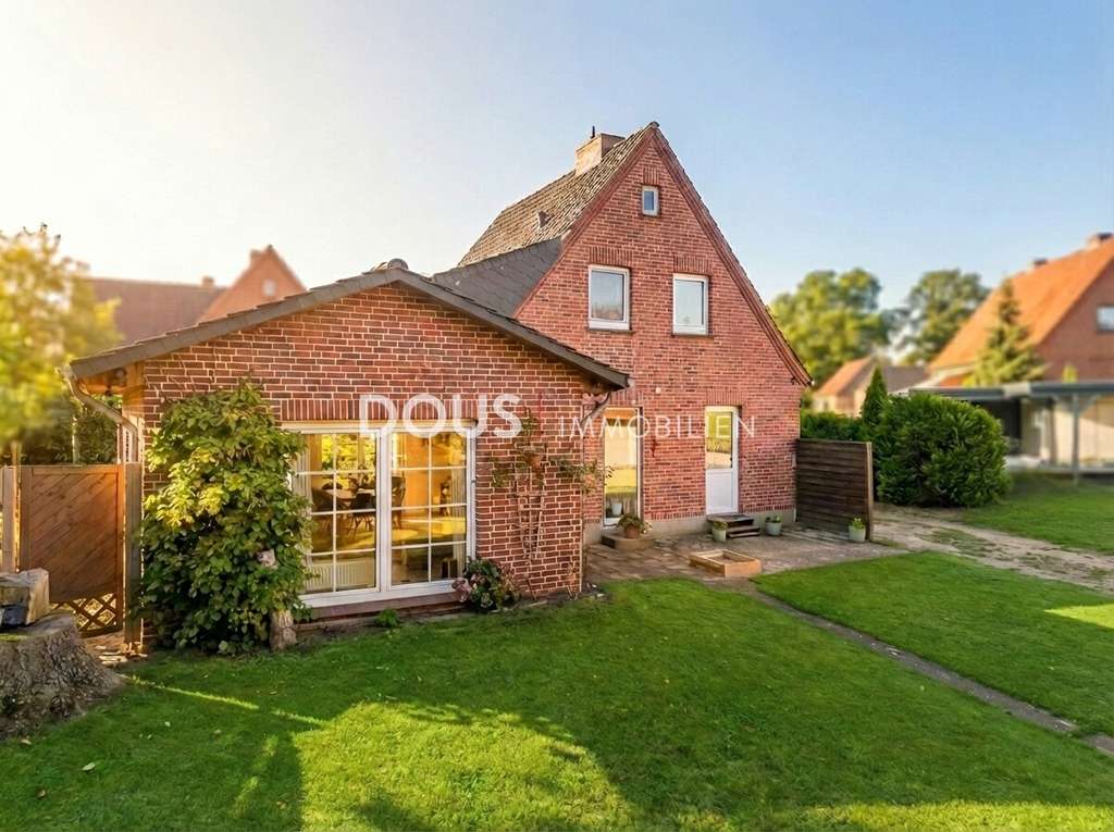 Immobilie in Salzhausen - Einziehen & Wohlfühlen -
umfassend renoviert & modernisiert - Bild 1