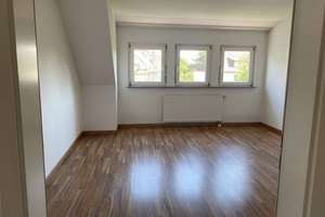 3-Zimmer Dachgeschosswohnung (2.OG) in Stuttgart-Sonnenberg, nur 5 Minuten zur Stadtbahn! – Die vollständige Adresse der Immobilie erhältst du vom Anbieter., 70597 Sonnenberg, Stuttgart – Vorschaubild 4