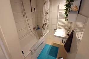 Helle 3-Zimmer-Wohnung in zentraler Lage im Essener Südviertel / Rüttenscheid  – Friedrich-List-Strasse 37, 45128 Südviertel, Essen – Vorschaubild 3