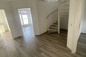 Charmante Penthouse-Maisonettewohnung am Siegener Giersberg – Giersbergstraße 9, 57072 Siegen, Siegen – Vorschaubild 2