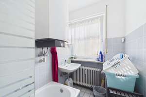 Gepflegte 4-Zimmer-Wohnung mit Balkon und Kellerabteil bei hervorragender Infrastruktur – Die vollständige Adresse der Immobilie erhältst du vom Anbieter., 84032 Wolfgang, Landshut – Vorschaubild 9