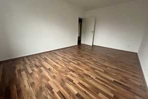 Großzügige 4-Zimmer-Wohnung mit Balkon im EG! – Jacobsallee 4, 45239 Essen – Vorschaubild 7