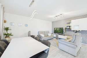 Lichtdurchflutete 3-Zimmer-Wohnung mit Loggia & Tiefgarage in Offenburg! – Die vollständige Adresse der Immobilie erhältst du vom Anbieter., 77652 Offenburg – Vorschaubild 3