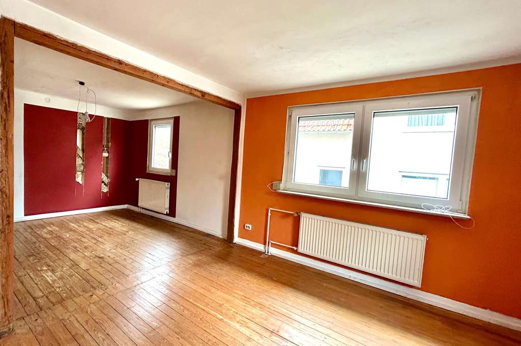 Immobilie in Leingarten - *** Leingarten: Heimeliges, solides Haus + Scheune mit viel Potential in Schluchtern *** - Bild 1