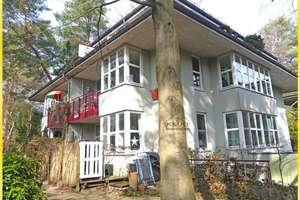 Frohnau! Großzügige Komfort-Maisonettewhg. (EG + Sout.) mit Sonnenterrasse u. Tiefgarage mit Wallbox