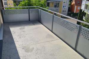 Helle 2-Zimmer Dachgeschosswohnung in Augsburg/Pfersee – Die vollständige Adresse der Immobilie erhältst du vom Anbieter., 86157 Pfersee-Süd, Augsburg – Vorschaubild 12