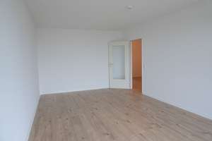 SANIERTE 2-Zimmer-Wohnung im 4. OG mit Balkon und Fahrstuhl in Düsseldorf – Torfbruchstraße 71, 40625 Gerresheim, Düsseldorf – Vorschaubild 4