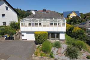 Lichtdurchfluteter Bungalow in Bestlage – mit traumhaftem Wintergarten – Die vollständige Adresse der Immobilie erhältst du vom Anbieter., 37297 Berkatal – Vorschaubild 3