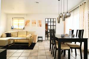 Helle Maisonette-Wohnung mit großem Balkon, Stellplatz und vielseitigem Raumangebot – Die vollständige Adresse der Immobilie erhältst du vom Anbieter., 41199 Odenkirchen-Mitte, Mönchengladbach – Vorschaubild 2