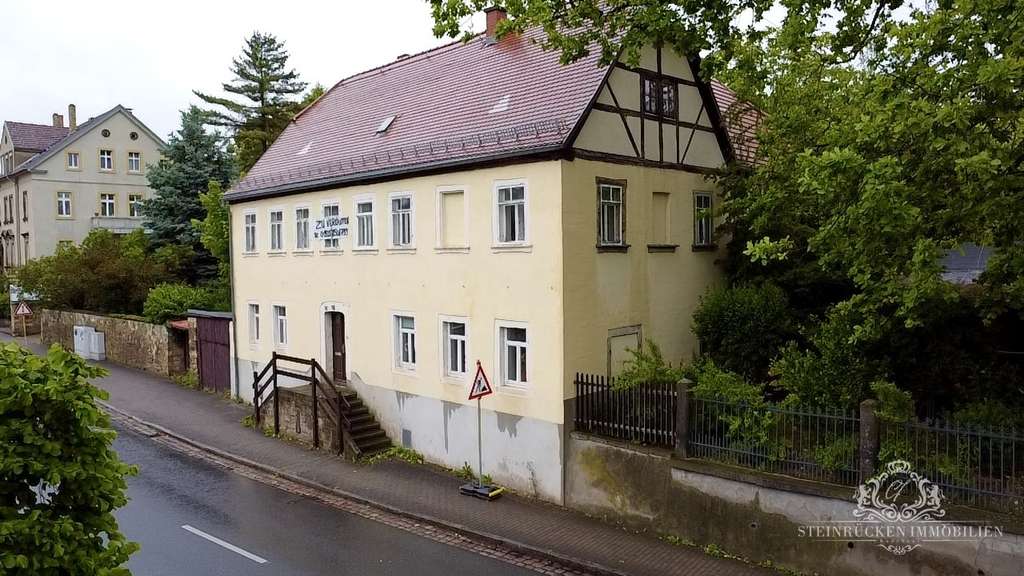 Chancenreiche Immobilie mit solider Substanz – Ideal für individuelle Renovierung und Wertsteigerung