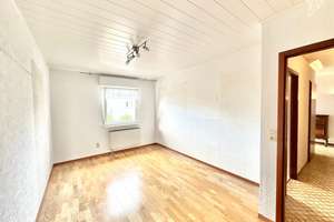 GRÜN, GROßZÜGIG, GEMÜTLICH 🏡 Einfamilienhaus mit Einliegerwohnung und großem Garten in Appenheim! – Die vollständige Adresse der Immobilie erhältst du vom Anbieter., 55437 Appenheim – Vorschaubild 3