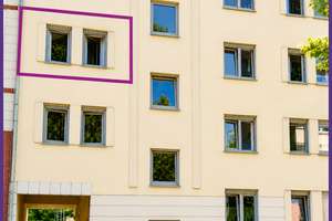 Zentral wohnen, ruhig entspannen – gepflegte 2-Zi. -Wohnung mit Aufzug, S-W Balkon u. Tiefgaragenpl.