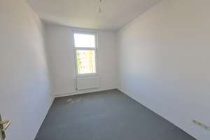 Frisch sanierte 3-Zimmer-Wohnung mit Balkon und Altbaucharme in Bremerhaven-Lehe! – Adolfstraße 22, 27576 Lehe, Bremerhaven – Vorschaubild 3