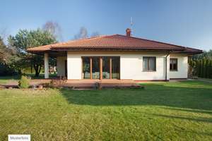 Provi frei Einfamilienhaus mit Garage in 47877 Willich - 