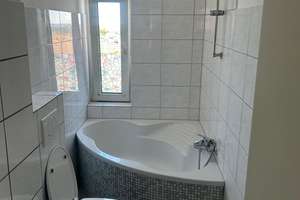 Neue Böden! 3 Zimmer Wohnung mitten in Remscheid – Christianstraße 4, 42853 Scheid, Remscheid – Vorschaubild 3