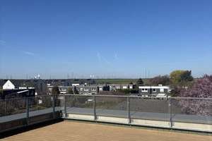 Sofort Bezugsfertig Neubau: Großzügige Dachterrasse mit Feldblick