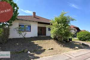 RENOVIERUNGSBEDÜRFTIGER BUNGALOW MIT ELW IN TOP LAGE VON PERL-NENNIG! – Merzig-Wadern (Kreis) – Vorschaubild 1