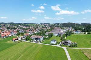 Appartement mit Balkon - perfekt als Feriendomizil oder Kapitalanlage – Die vollständige Adresse der Immobilie erhältst du vom Anbieter., 83093 Bad Endorf – Vorschaubild 2