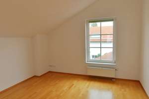 Lichtdurchflutetes geräumiges Landhaus in idyllischer Bestlage des Münchener Südens – Ölschlagerweg 7b, 82064 Straßlach-Dingharting – Vorschaubild 12