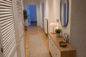 Großzügige 80qm Altbauwohnung (2,5Zi, EBK, zwei Bäder) – Hübnerstraße 5, 80637 Dom Pedro, München – Vorschaubild 2
