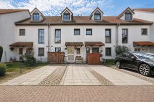 KENSINGTON - Exklusiv - Einziehen & Wohlfühlen – Modernes Familien-Reihenhaus mit Garten & Wallbox