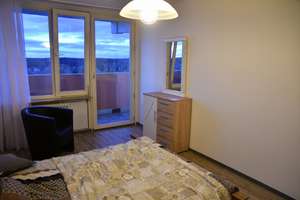 Möblierte, vollausgestattete 75qm Wohnung im 12. Stock mit herrlicher Aussicht plus Stellplatz – St Johann 6, 91056 Alterlangen, Erlangen – Vorschaubild 9