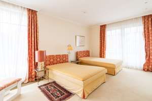 Exklusives Penthouse mit großer Dachterrasse in Top-Lage von Hamburg-Volksdorf – Die vollständige Adresse der Immobilie erhältst du vom Anbieter., 22359 Volksdorf, Hamburg – Vorschaubild 12