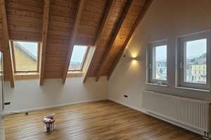 Schnuckelige 2-Zi-DG-Whg mit EBK, Dachloggia im Herzen von Gernsbach zum Verlieben – Die vollständige Adresse der Immobilie erhältst du vom Anbieter., 76593 Gernsbach – Vorschaubild 8