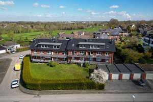 Schöne 4-Zimmer Wohnung mit großem Balkon in Aachen-Schleckheim – Die vollständige Adresse der Immobilie erhältst du vom Anbieter., 52076 Oberforstbach, Aachen – Vorschaubild 3