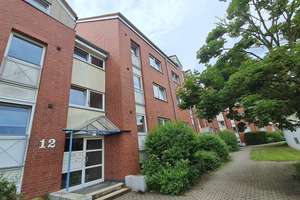 Helle 2-Zimmer-Wohnung mit Terrasse